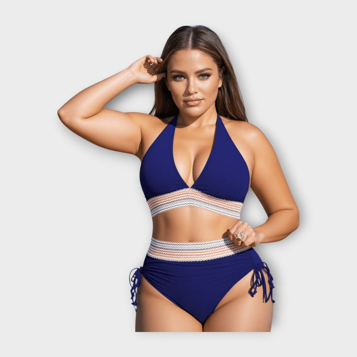 Bikini ar Mežģīņu Detalēm un Augstu Jostasvietu