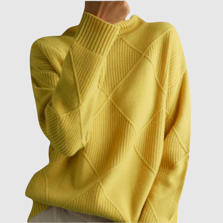 Клара – Пуловер с геометричен модел