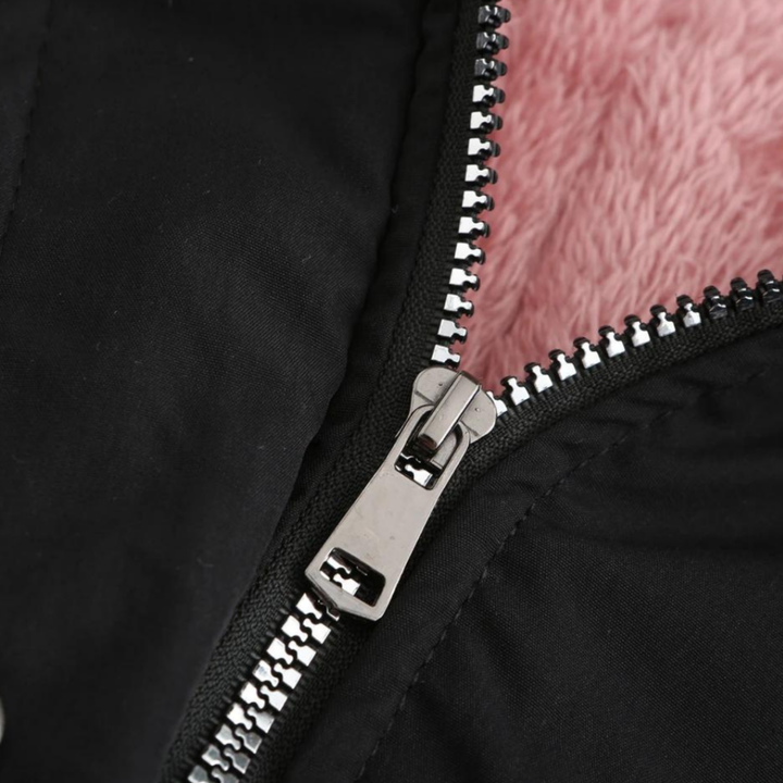 Елена – Асиметрично яке с изкуствена кожа и талеви шевове