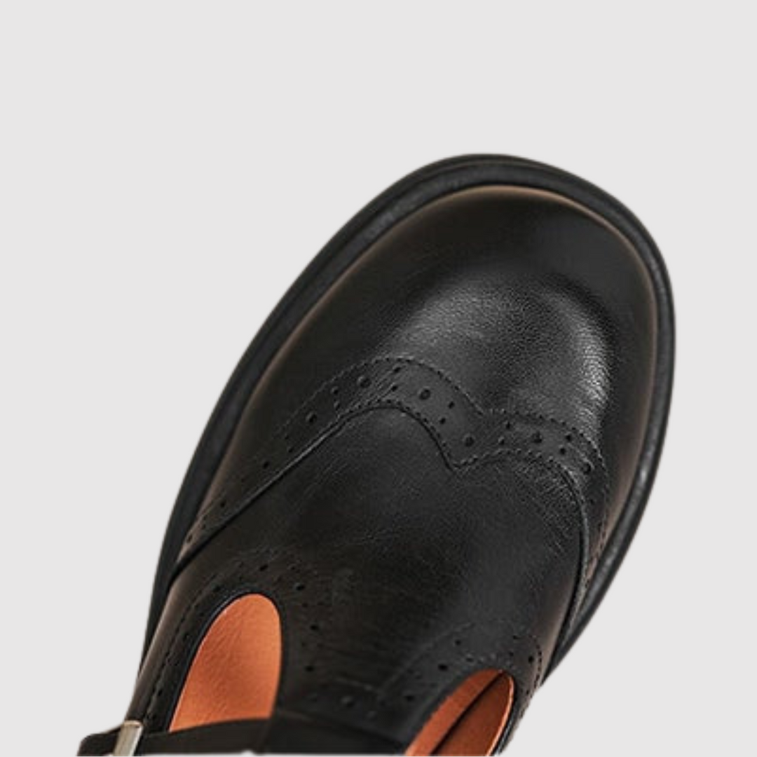 Йоана - Класически дамски обувки с стилни детайли