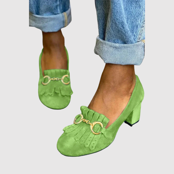 Теодора - Токчета с ресни и златисто закопчаване