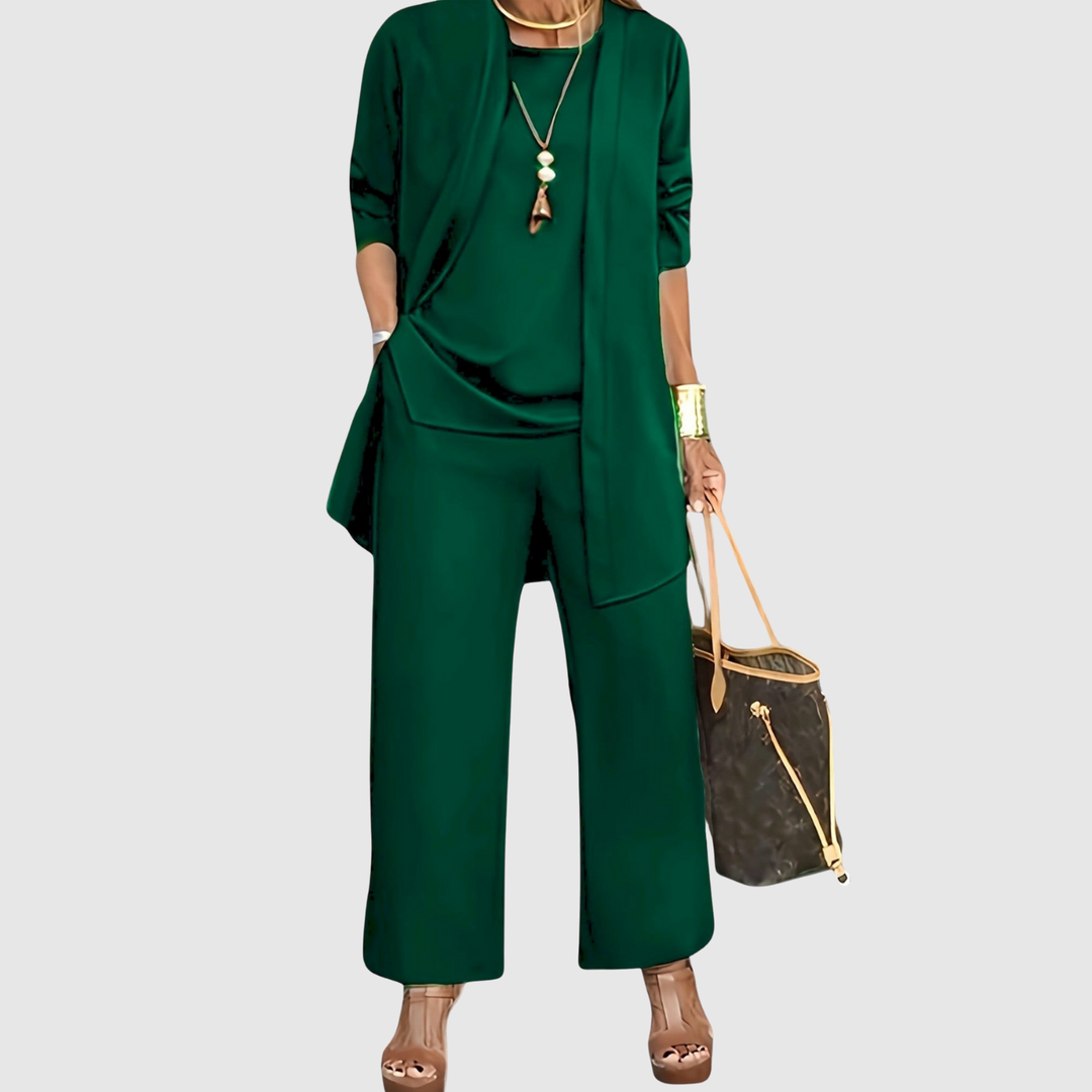 Виктория – Комплект с къс ръкав и прави панталони