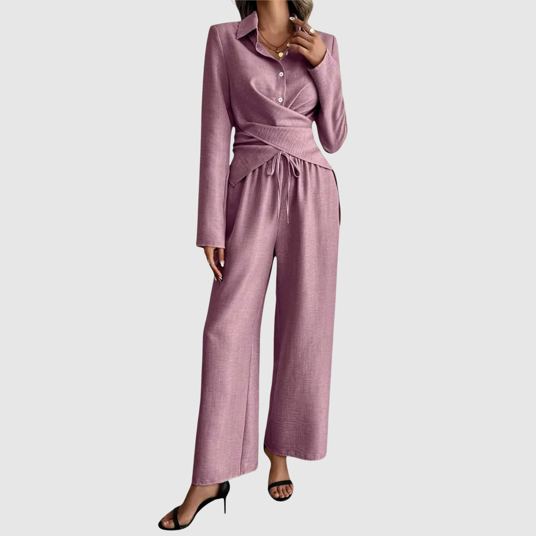 Виктория – Елегантен комплект с завързваща се блуза и панталони