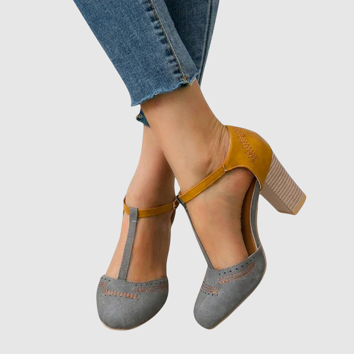 Теодора - Класически токчета с ремък