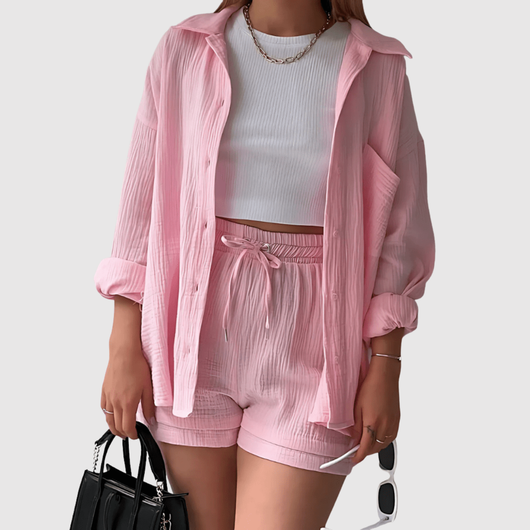 Виктория – Летен и стилен комплект с риза и шорти