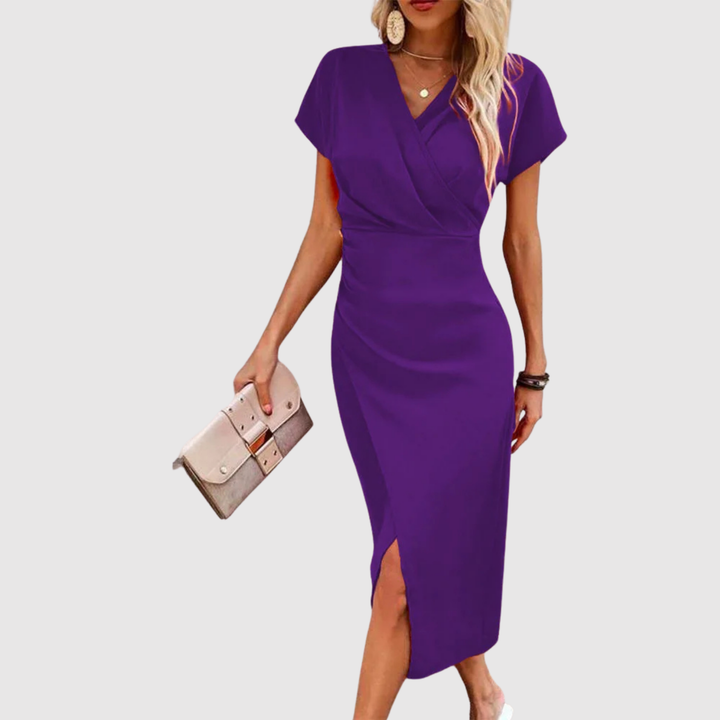 Лилия – Елегантна фигурална рокля с V-образно деколте