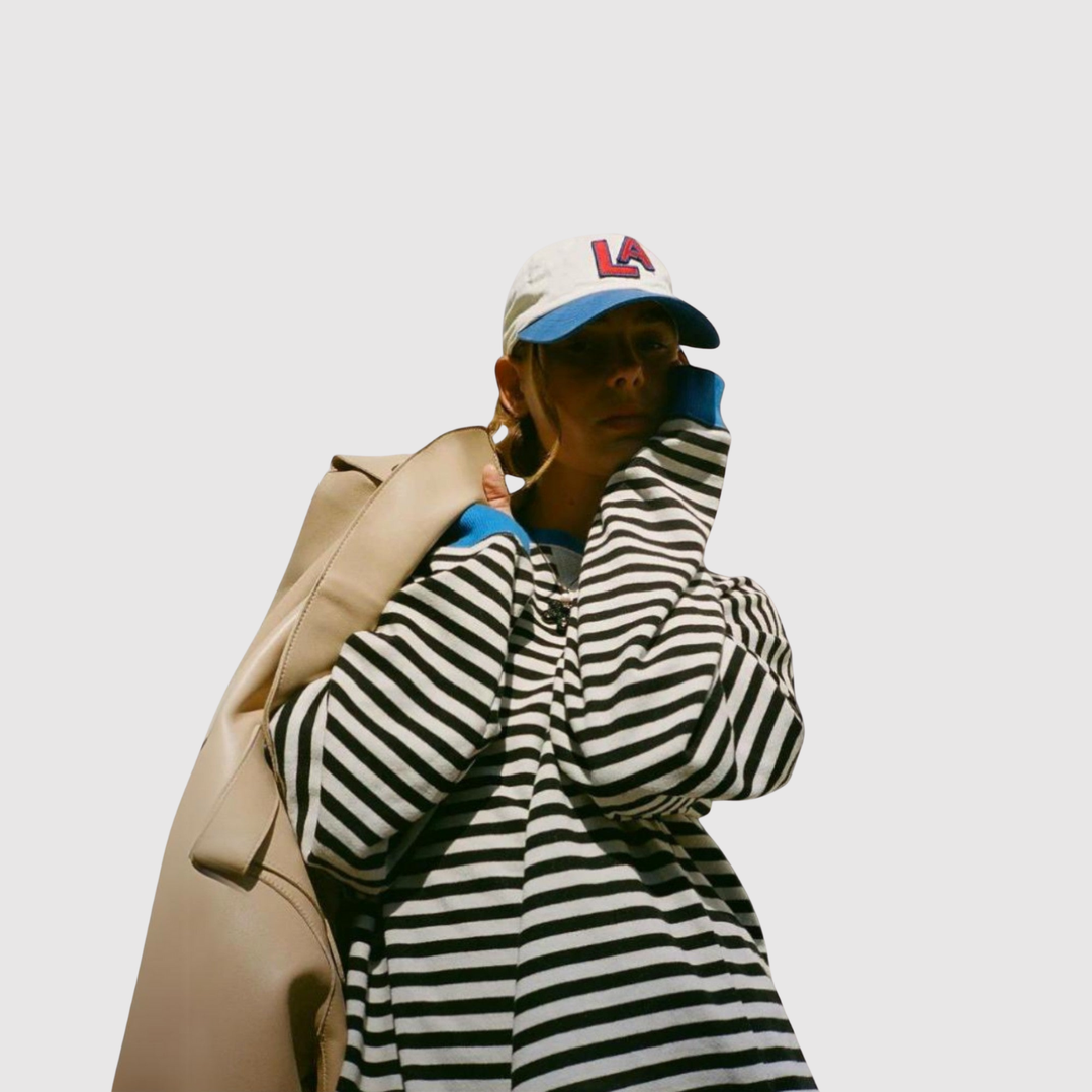 Клара – Пуловер с райета в контрастни цветове