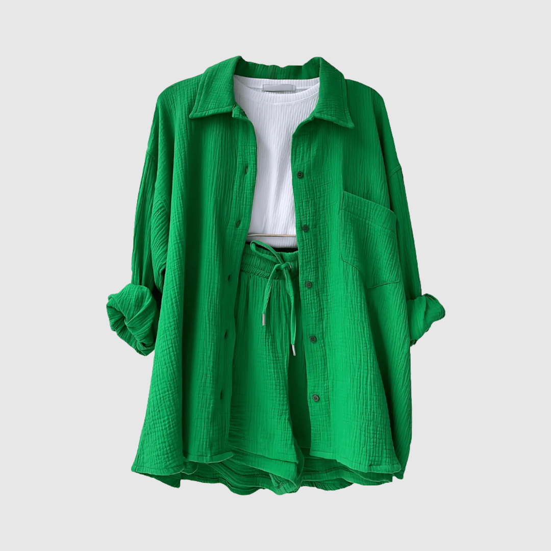 Виктория – Летен и стилен комплект с риза и шорти