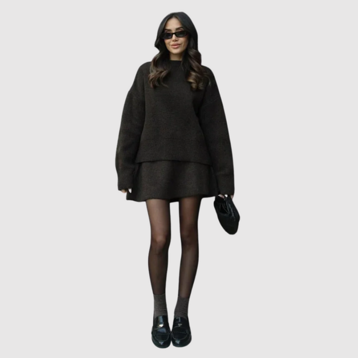 Виктория - Елегантен дамски комплект с яке и пола