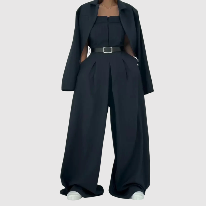 Виктория - Елегантен Гащеризон с Бюстие и Къс Блейзър