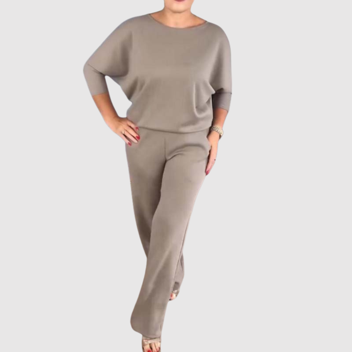 Виктория - Елегантен комплект с риза и панталони