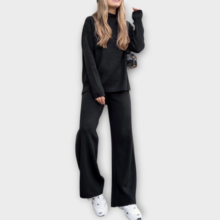 Dace - Komplekts ar brīvu griezumu un minimālistisku estētiku