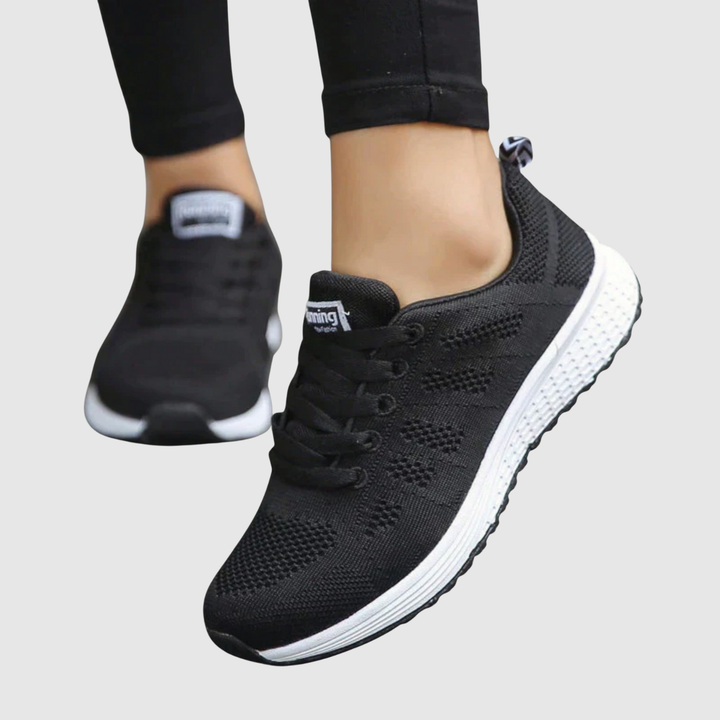 Симона – Лекотежки маратонки за ежедневно носене