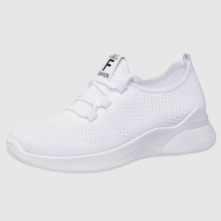 Симона – Лекотежки маратонки за ежедневно носене