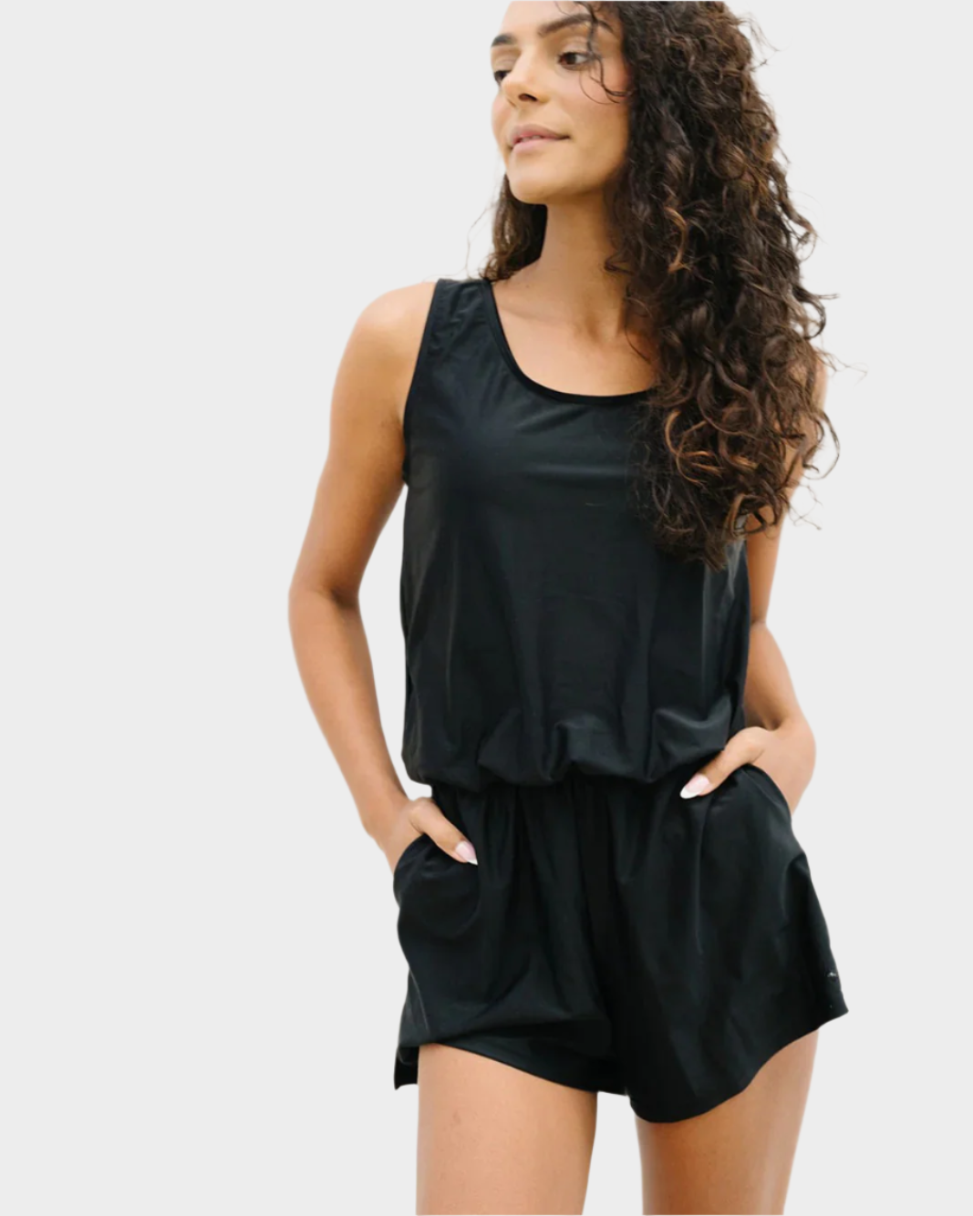 Peldkostīms ar Volāniem un Krūšu Atbalstu