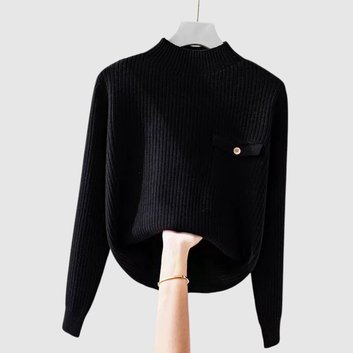 Клара – Стръкна блуза с джоб на гърдите