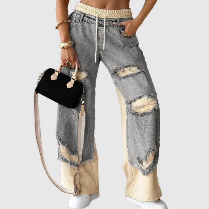 Полина – Дънки с цепки и модни детайли