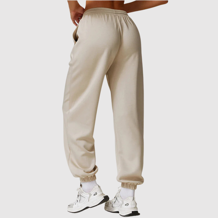 Ралица – Спортни панталони с удобен крой