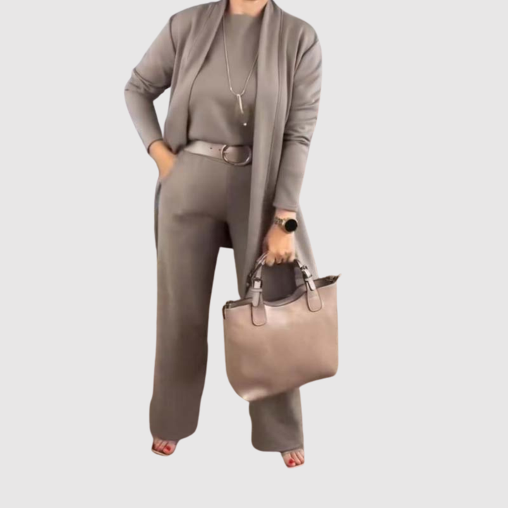Виктория - Елегантен комплект с риза и панталони