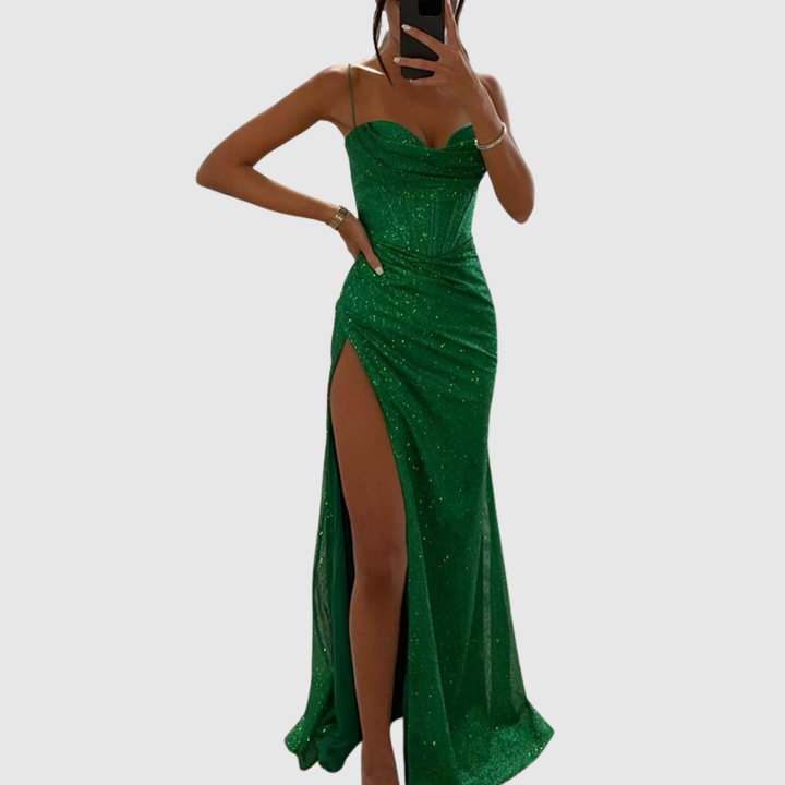 Лилия – Дълга вечерна рокля с висока цепка и блестящи детайли