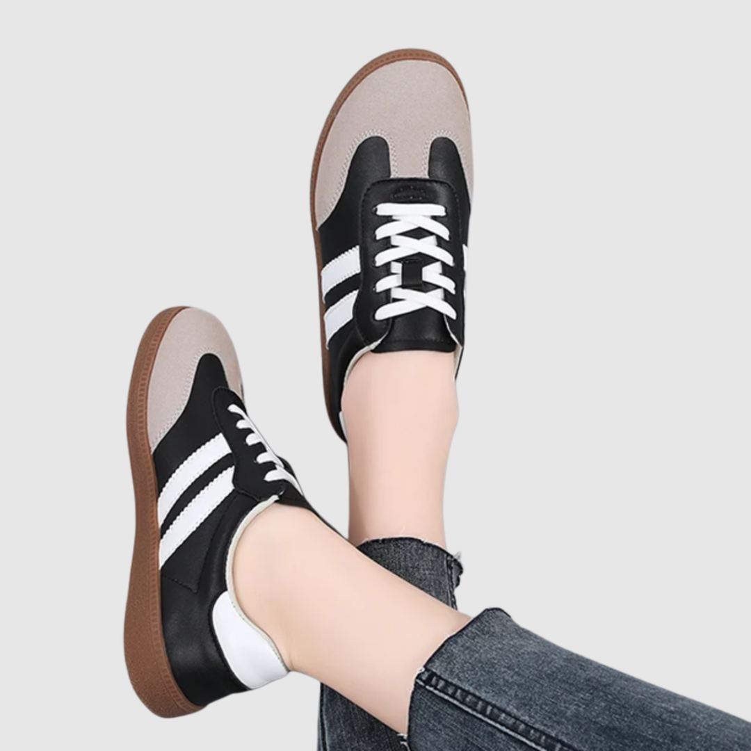 Симона – Ретро маратонки с райе