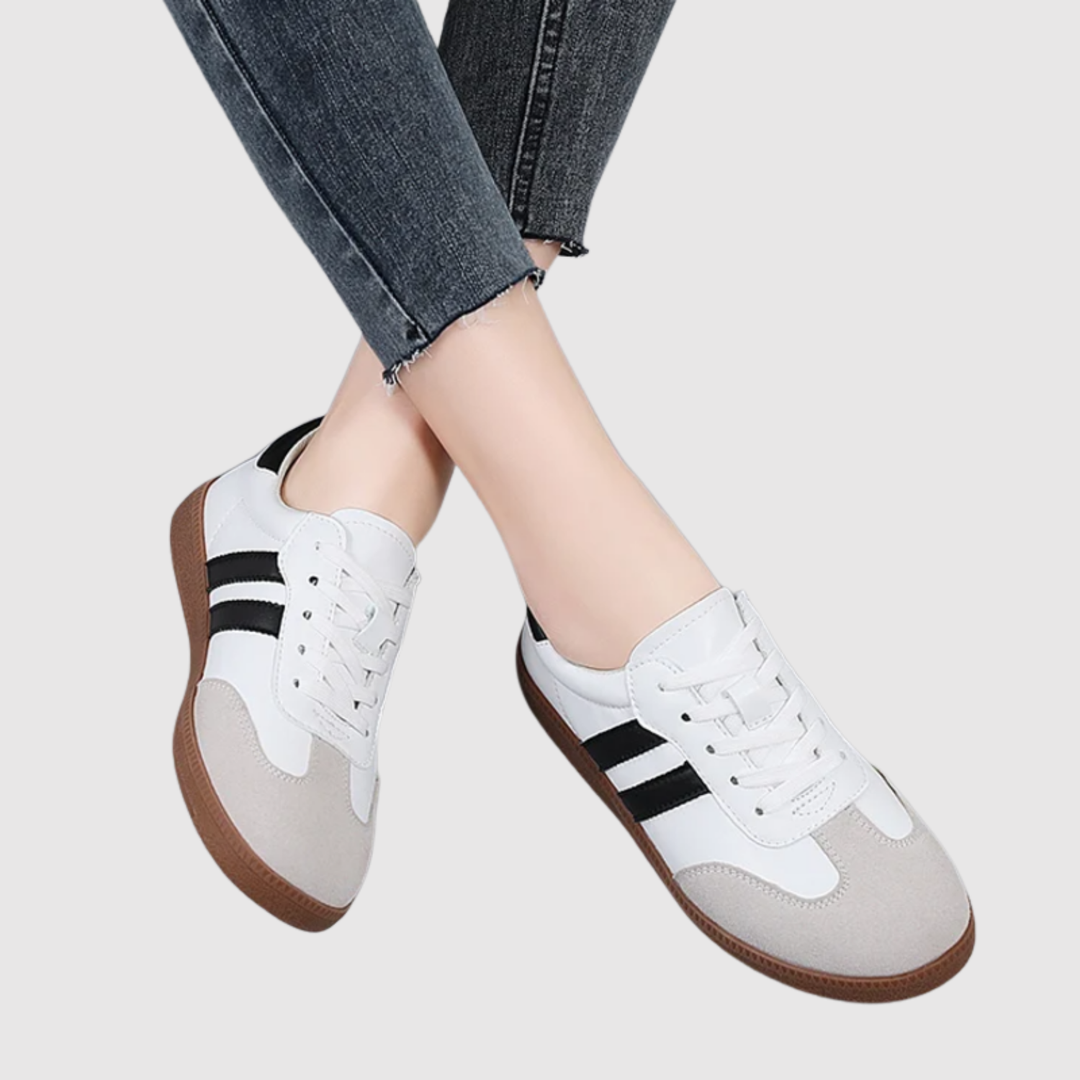 Симона – Ретро маратонки с райе