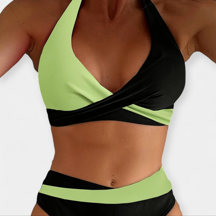 Bikini ar Krustenisku Kaklu