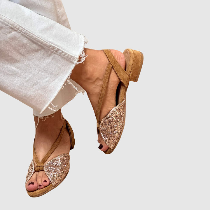 Теодора - Нисък ток с блестящи детайли