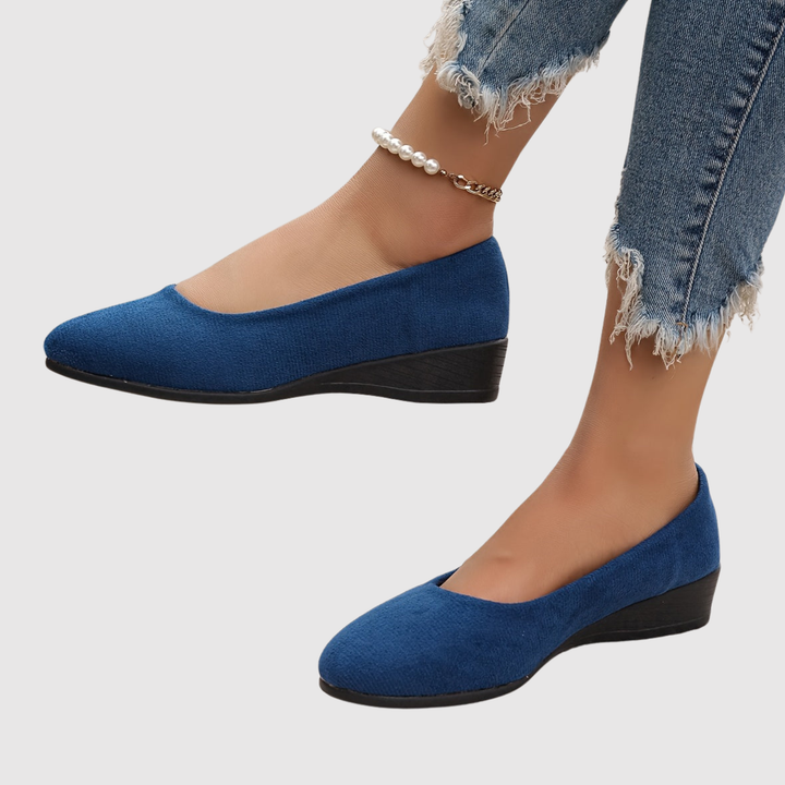 Теодора - Класически кецове с ток