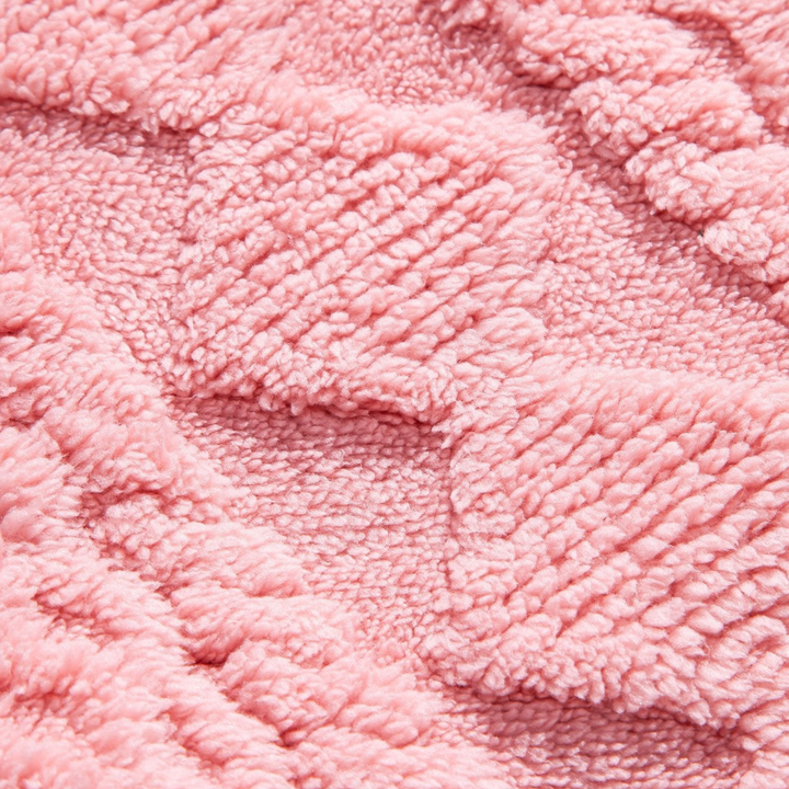 Мила - Нордическа Худи Перла