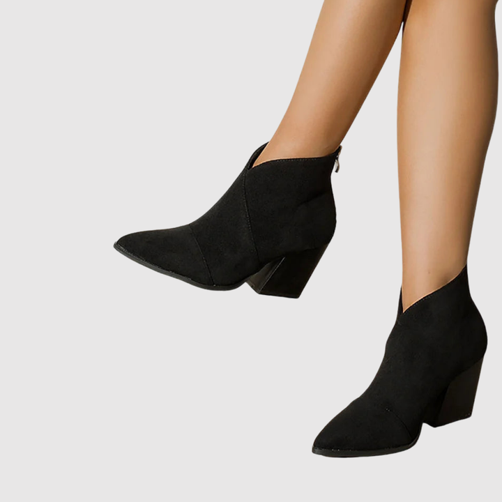 Теодора - Боти с остър нос