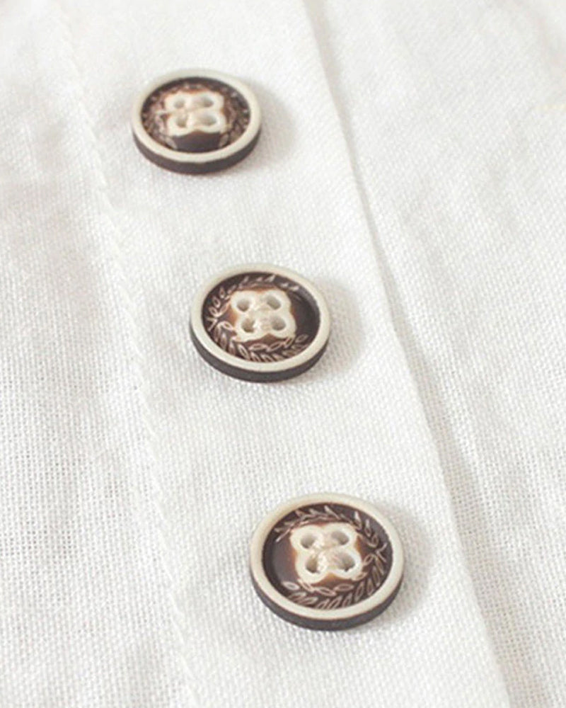 Trumpas rankovės marškinėlis su mygtukais