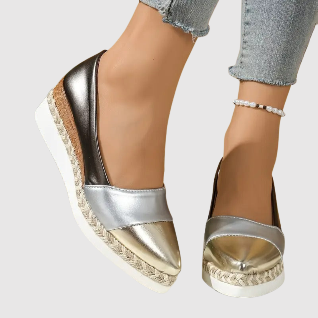 Йоана - Ортопедични дамски обувки с ток и метален завършек