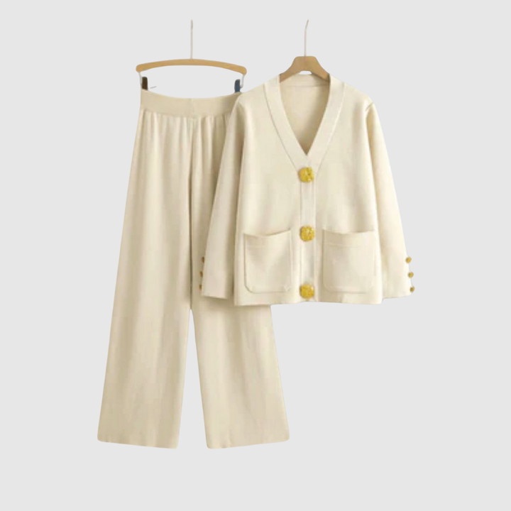 Виктория – Гащеризон с елегантни златни копчета