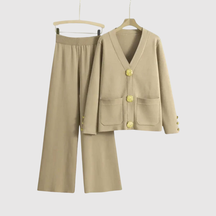 Виктория – Гащеризон с елегантни златни копчета