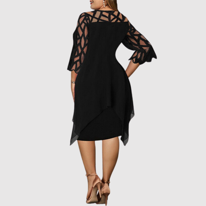 Лилия – Вечерна рокля с дантелени ръкави и течен шифон