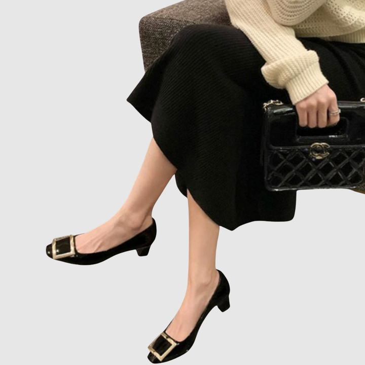 Теодора - Елегантни сандали с умерен ток и квадратен нос