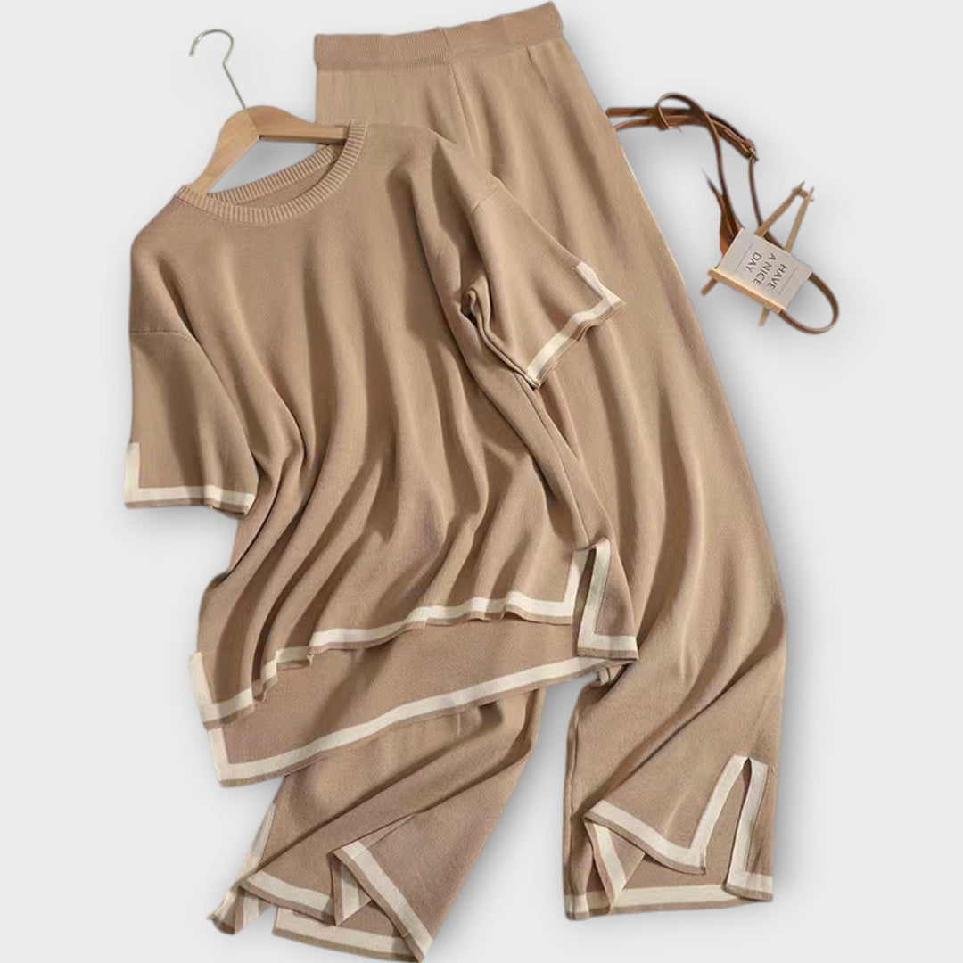 Anete - Adīts komplekts ar īsām piedurknēm un brīvu piegriezumu