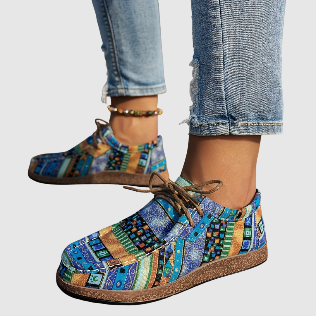 Симона - Бохо дамски обувки с цветен модел