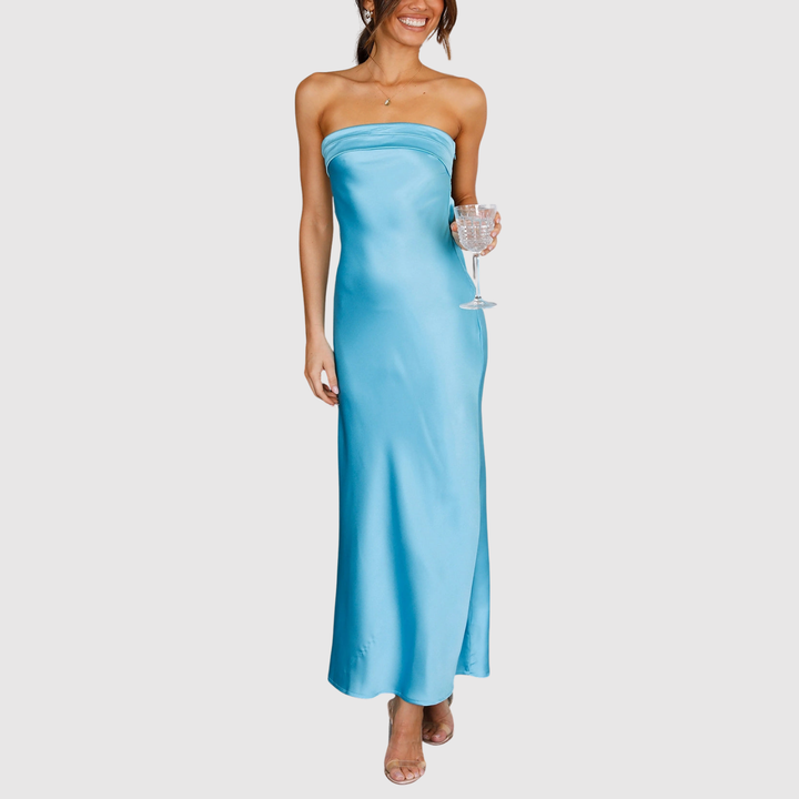 Лилия – Без презрамки дълга рокля с сатенен вид