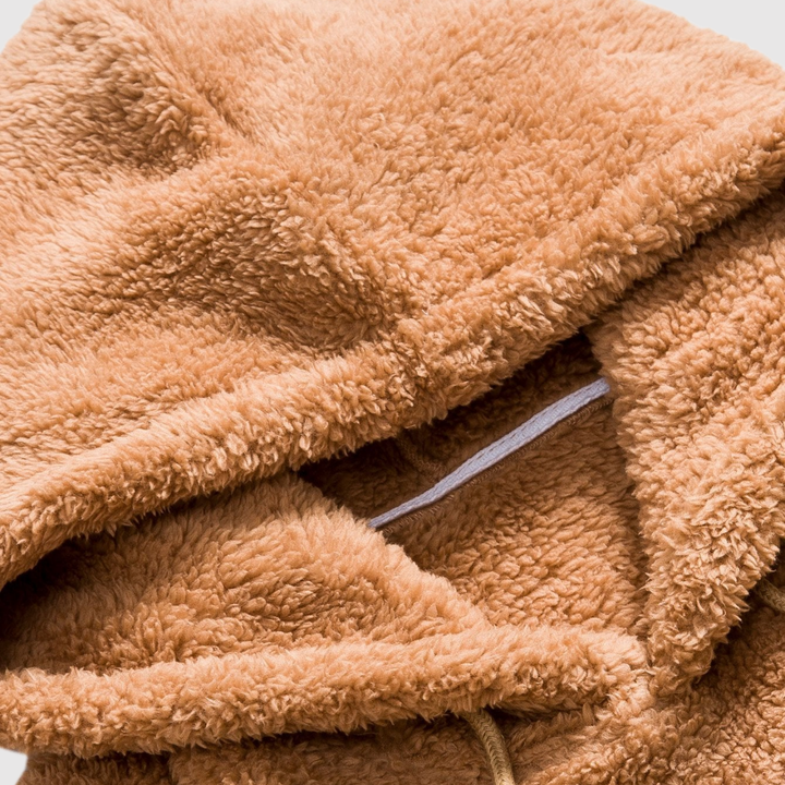 Мила – Мека Теди Худи