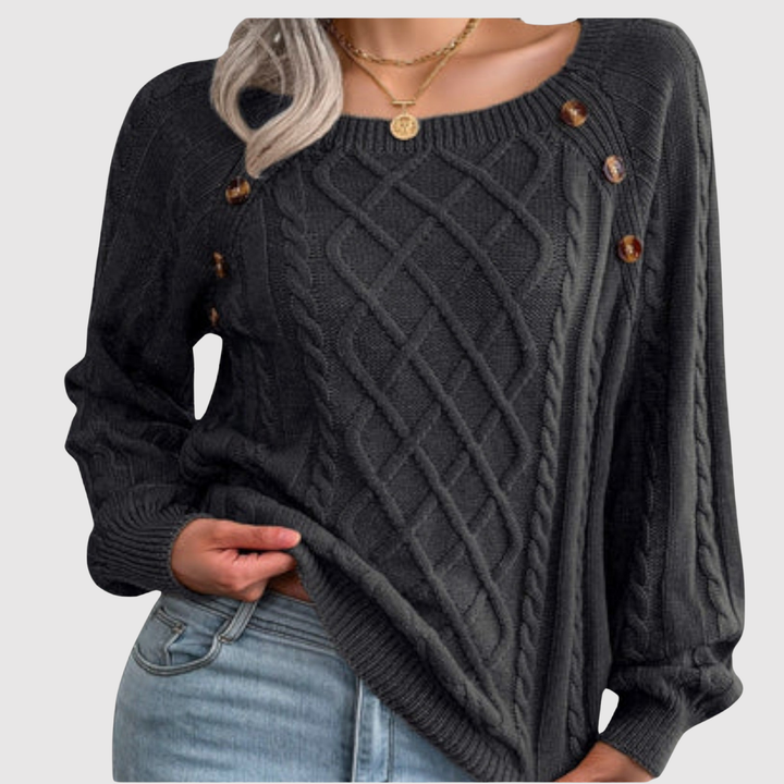 Клара – Пуловер с декоративни копчета