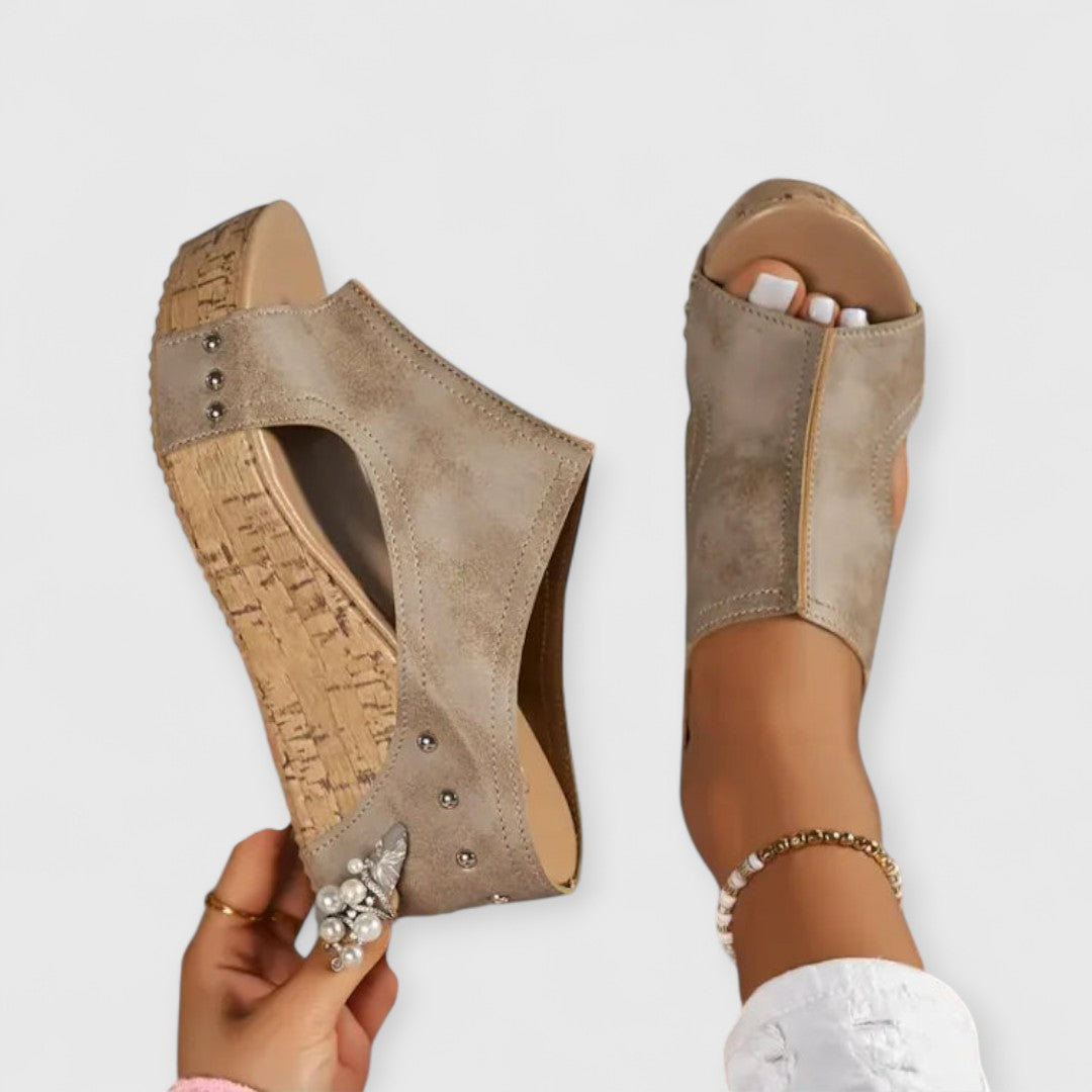 Йоана – Ортопедични сандали с пълна подкрепа