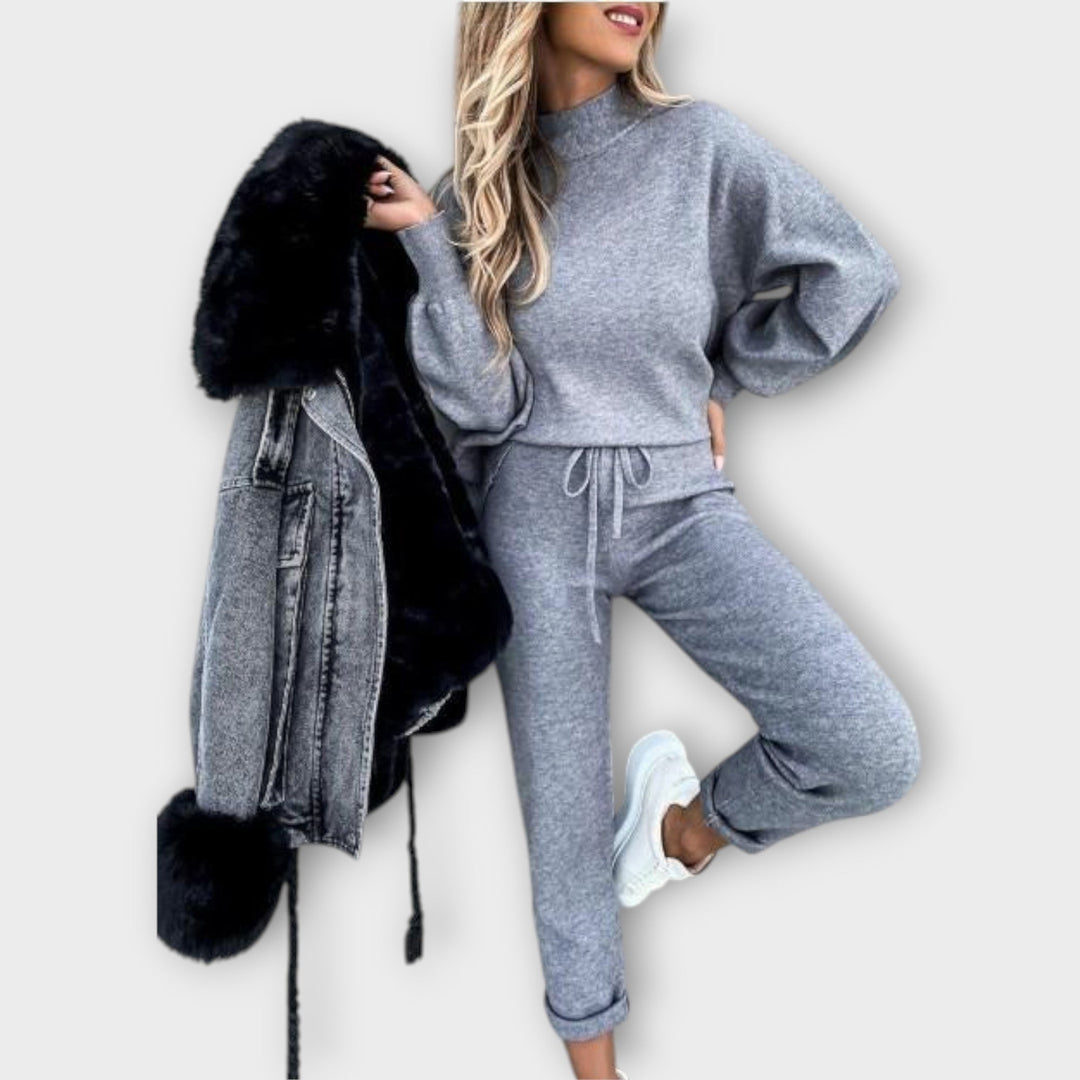 Una - Komplekts ar ērtu piegulšanu un nesensto rafinētumu