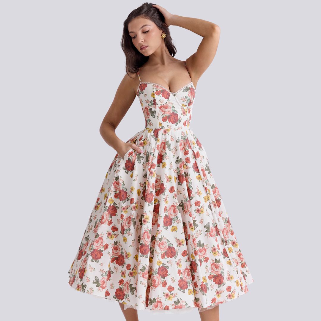 Лилия – Миди рокля с сърцевидно деколте и ефект на размах