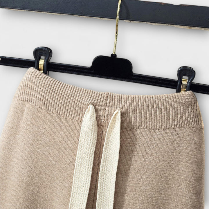 Aistė - Gludās elegances komplekts