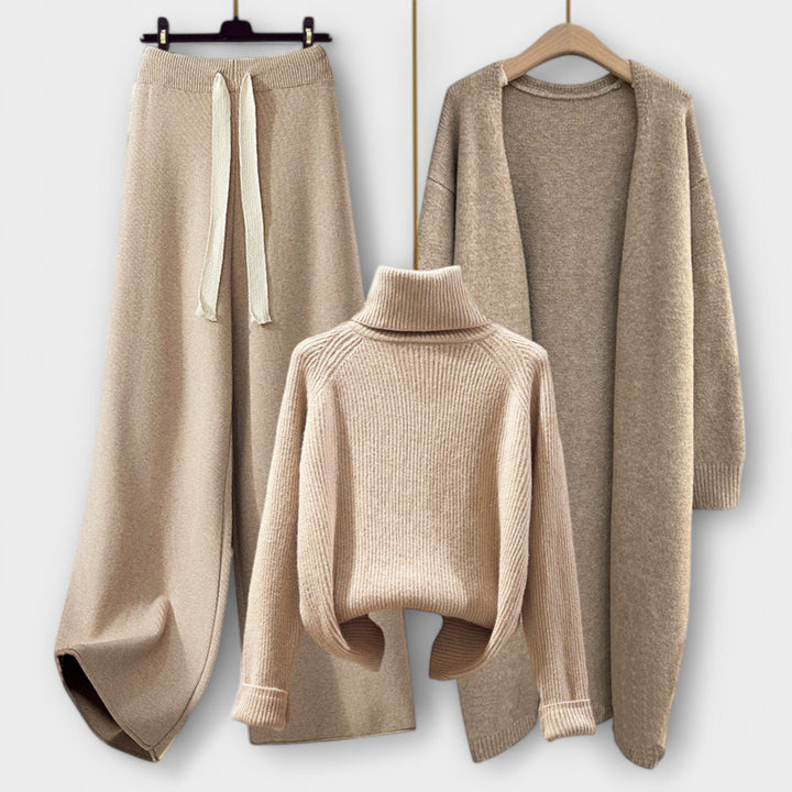 Aistė - Gludās elegances komplekts