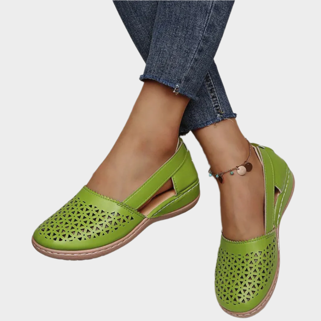 Anatomiskās Ādas Balerīnas ar Izgriezumiem un Siksniņu