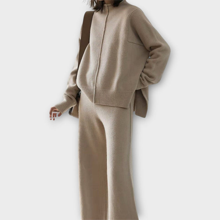 Inese - Komplekts ar nesensto eleganci un komfortu