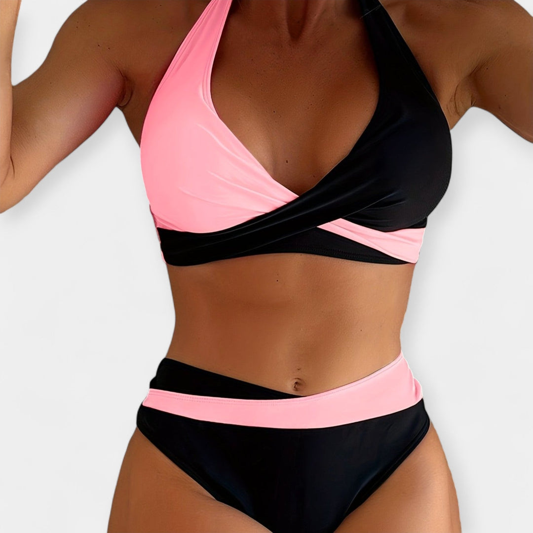 Bikini ar Krustenisku Kaklu